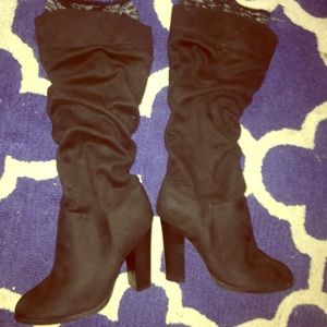 Black Knee High Heeled Boots